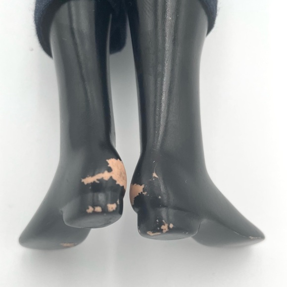 Paradise Galleries Prince Charming Pair of 15" Porcelain Doll Rare - Picture 3 of 6